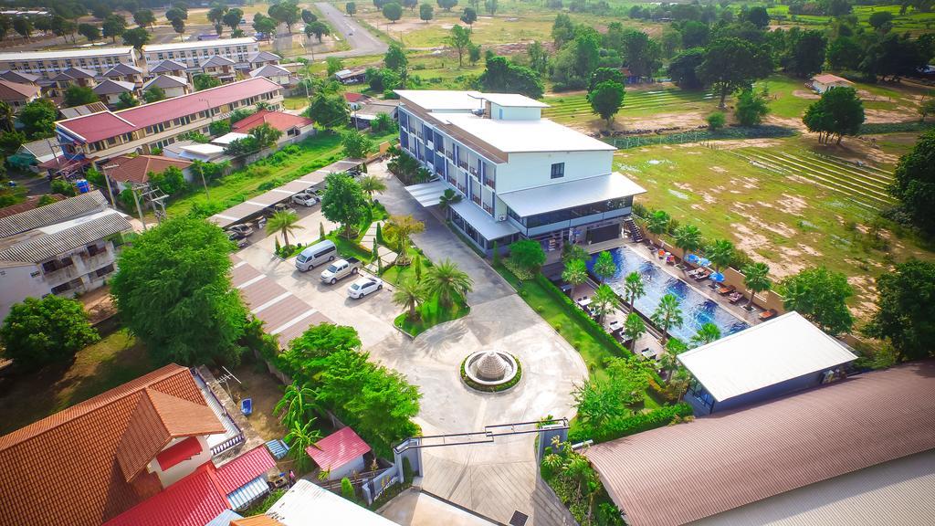 Ray Hotel Buriram Dış mekan fotoğraf