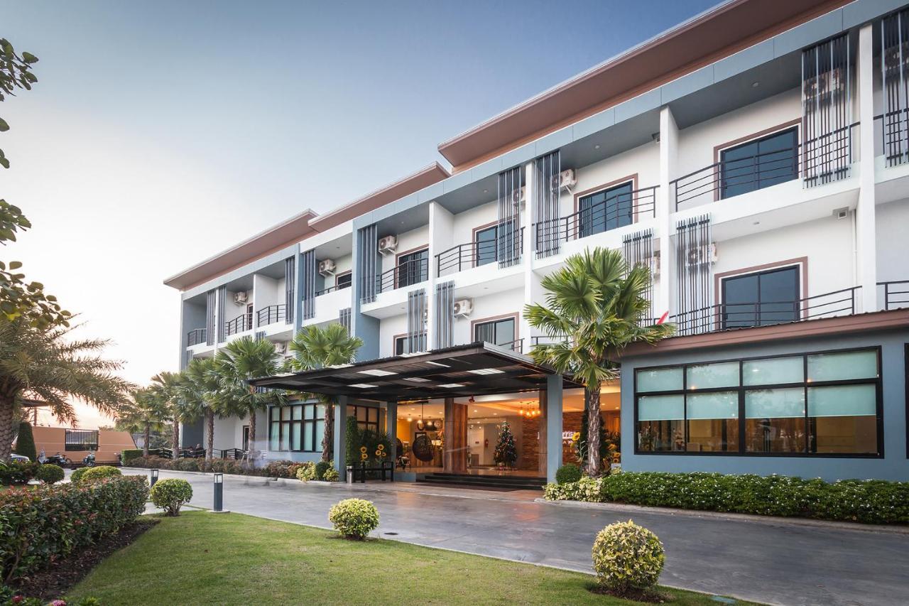 Ray Hotel Buriram Dış mekan fotoğraf